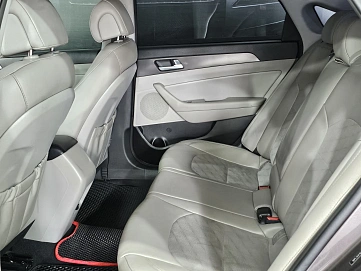 Hyundai Sonata, 2015г, передний привод, автомат