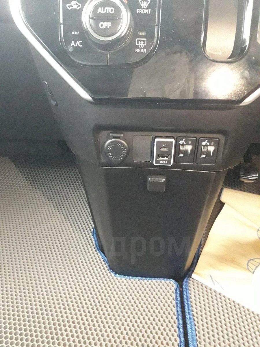 Toyota Roomy, 2017г., передний привод, вариатор