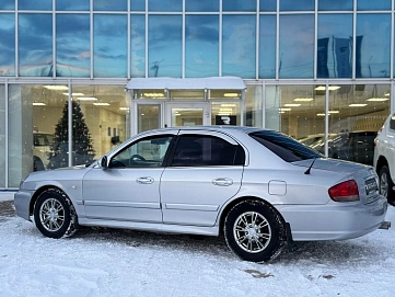 Hyundai Sonata, 2006г, передний привод, механика