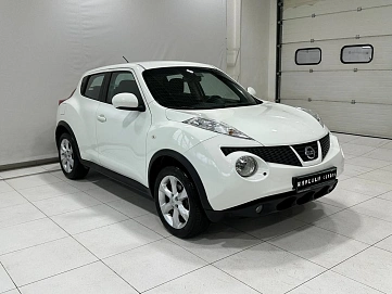 Nissan Juke, 2012г, передний привод, вариатор