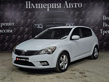 Kia Ceed, 2011г, передний привод, автомат