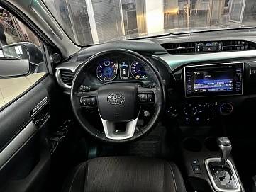 Toyota Hilux, 2018г, полный привод, автомат