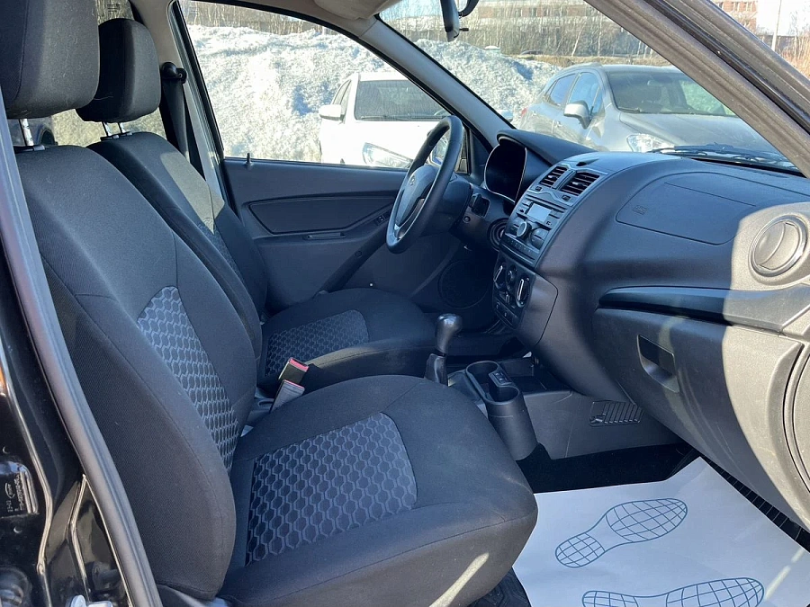 Lada (ВАЗ) Granta, 2023г., передний привод, механика