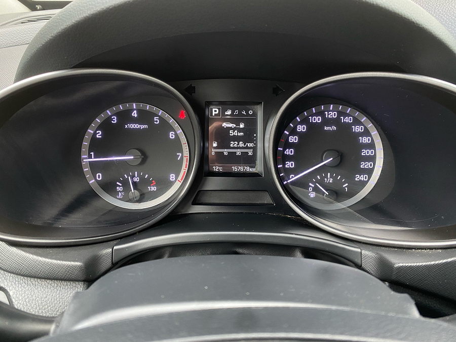 Hyundai Santa Fe, 2015г., полный привод, автомат