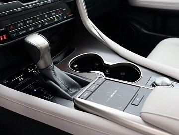 Lexus RX, 2021г, полный привод, автомат