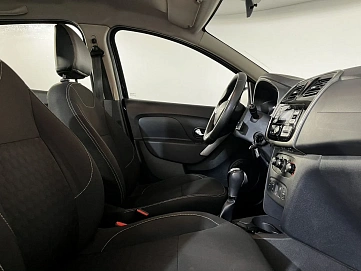 Renault Logan, 2019г, передний привод, автомат