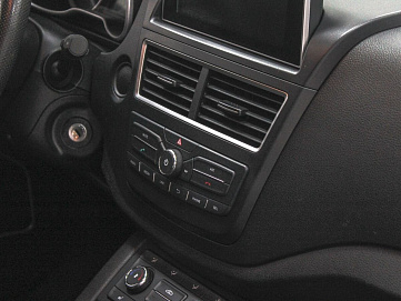 FAW Besturn X40, 2019г, передний привод, автомат