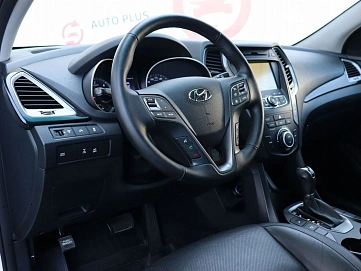 Hyundai Santa Fe, 2015г, полный привод, автомат
