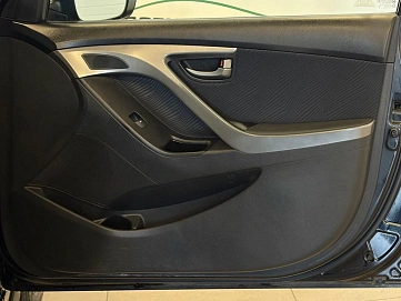 Hyundai Elantra, 2012г, передний привод, механика
