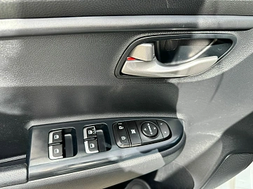 Kia Rio, 2020г, передний привод, автомат