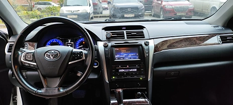 Toyota Camry, 2016г, передний привод, автомат