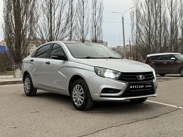 Lada (ВАЗ) Vesta, 2018г, передний привод, механика