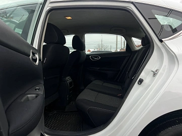 Nissan Sentra, 2014г, передний привод, автомат