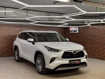 Toyota Highlander, 2025г, полный привод, автомат