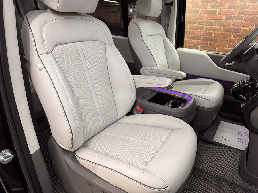 Hyundai Staria, 2023г., полный привод, автомат
