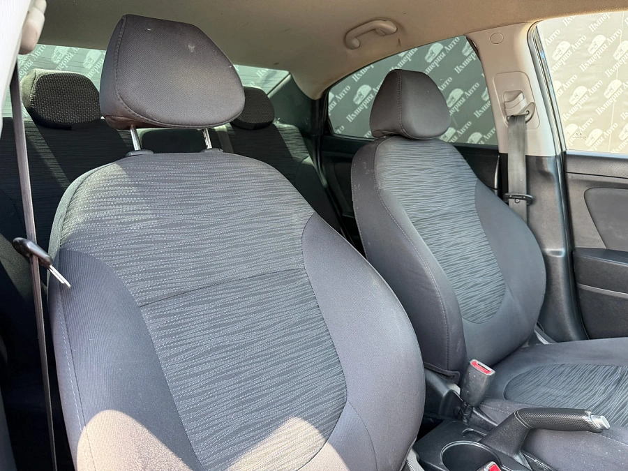 Hyundai Solaris, 2016г., передний привод, автомат