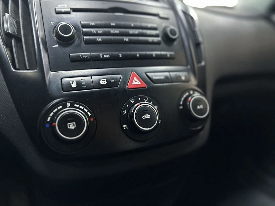 Kia Ceed, 2008г., передний привод, механика