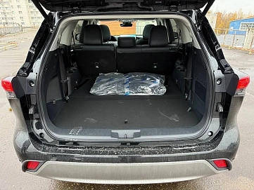 Toyota Highlander, 2025г, полный привод, автомат