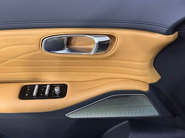 Geely Galaxy Starship 7, 2025г, передний привод, робот