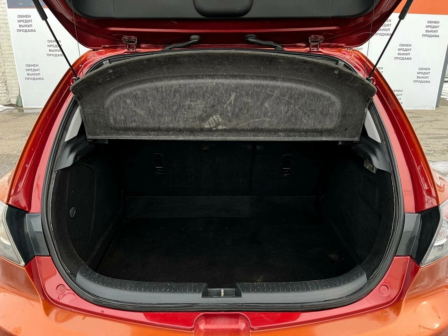 Mazda 3, 2008г., передний привод, механика