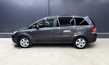 Opel Zafira, 2010г., передний привод, механика