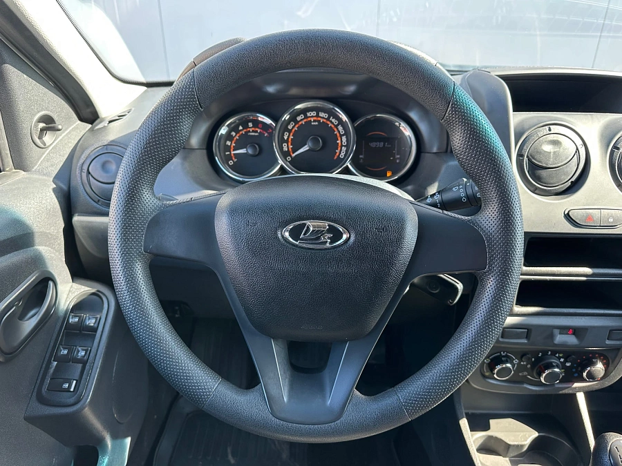 Lada (ВАЗ) Largus, 2024г., передний привод, механика