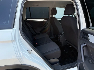 Volkswagen Tiguan, 2021г, передний привод, механика