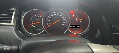 Nissan Tiida, 2011г, передний привод, автомат