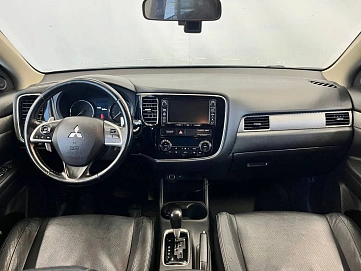 Mitsubishi Outlander, 2014г, полный привод, вариатор