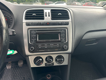 Volkswagen Polo, 2013г, передний привод, механика