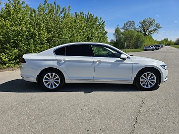 Volkswagen Passat, 2016г, передний привод, робот