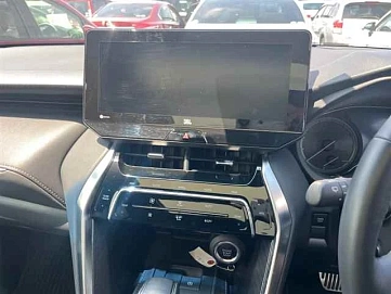 Toyota Harrier, 2022г, передний привод, вариатор