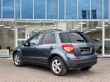 Suzuki SX4, 2008г, передний привод, автомат