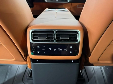 LI_AUTO , 2024г., полный привод, автомат