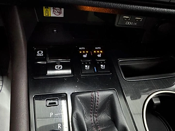 Lexus RX, 2021г, полный привод, автомат