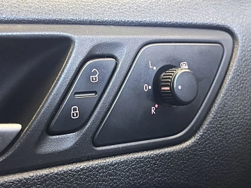 Volkswagen Jetta, 2012г., передний привод, механика