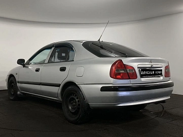 Mitsubishi Carisma, 2003г, передний привод, механика