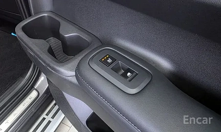 Hyundai Santa Fe, 2023г, полный привод, автомат