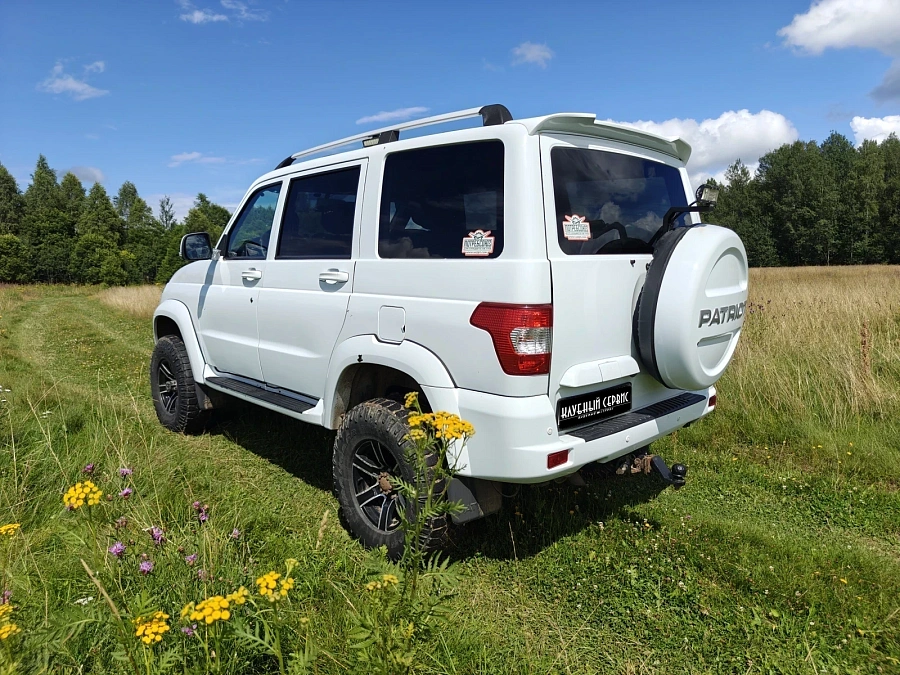УАЗ Patriot, 2016г., полный привод, механика