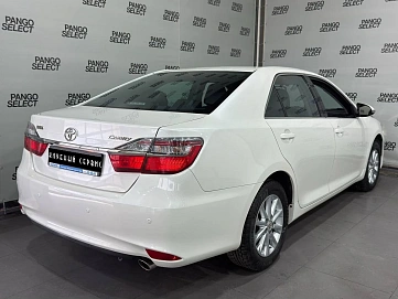 Toyota Camry, 2016г, передний привод, автомат
