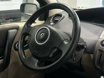 Renault Scenic, 2006г, передний привод, механика