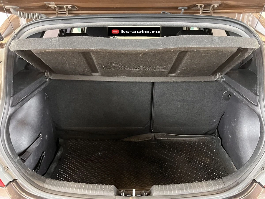 Hyundai Solaris, 2014г., передний привод, механика