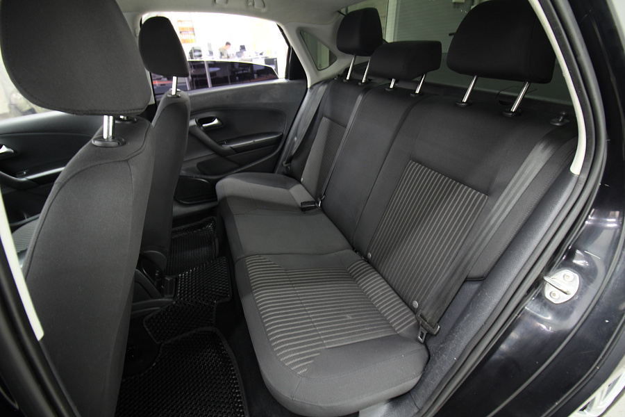 Volkswagen Polo, 2011г., передний привод, механика