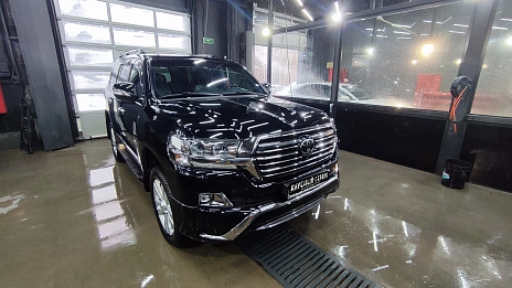 Toyota Land Cruiser, 2017г, полный привод, автомат