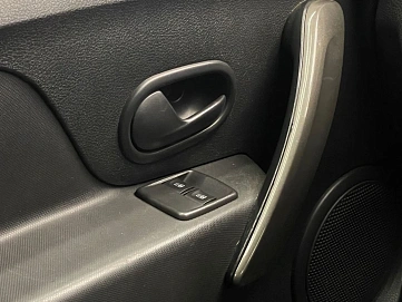 Renault Logan, 2020г, передний привод, автомат