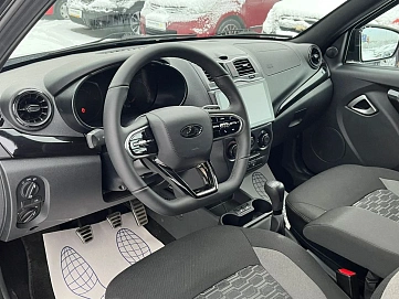 Lada (ВАЗ) , 2023г., передний привод, механика