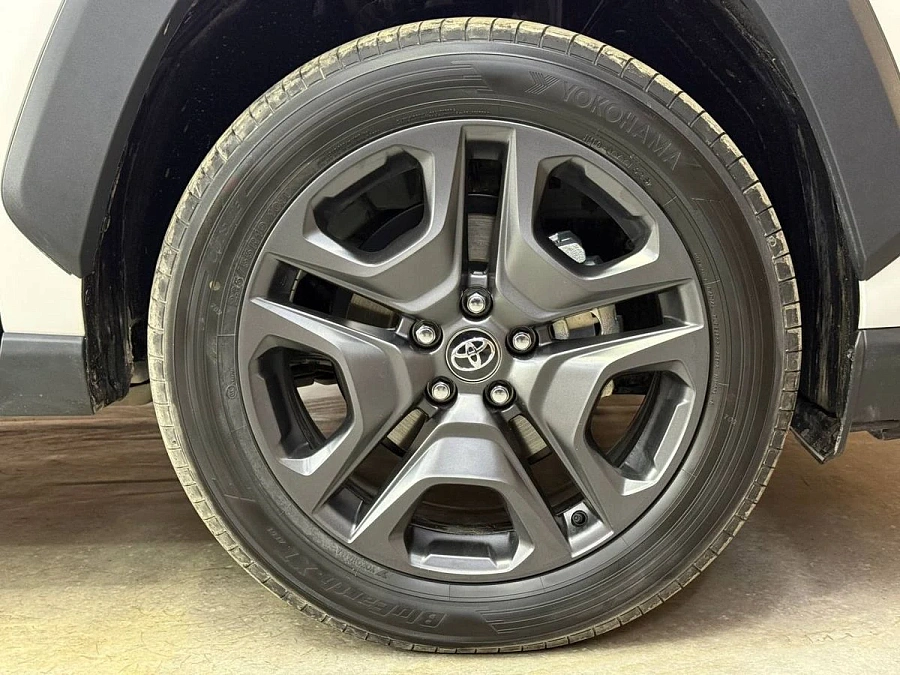 Toyota RAV4, 2025г., полный привод, вариатор