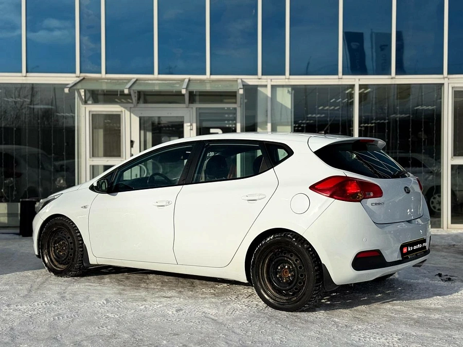 Kia Ceed, 2014г., передний привод, автомат