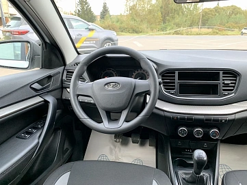 Lada (ВАЗ) Vesta, 2023г, передний привод, механика