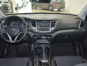 Hyundai Tucson, 2018г, передний привод, автомат